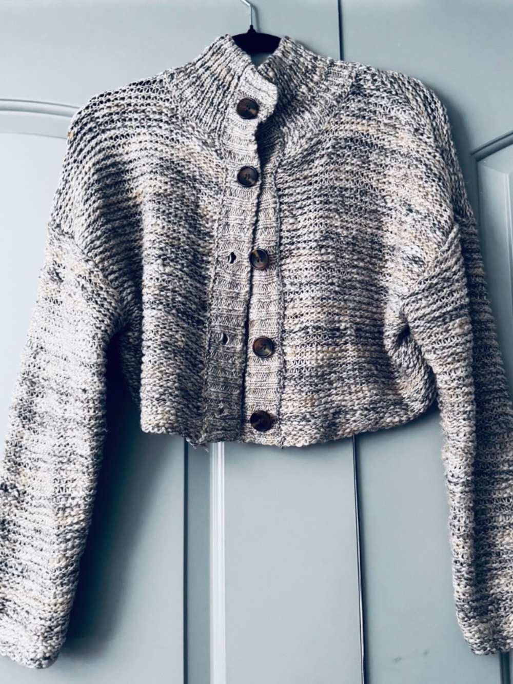 BDG Cozy Button Front Cropped Sweater SZ M